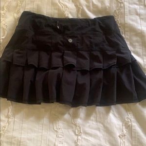 Luluemon tennis skirt